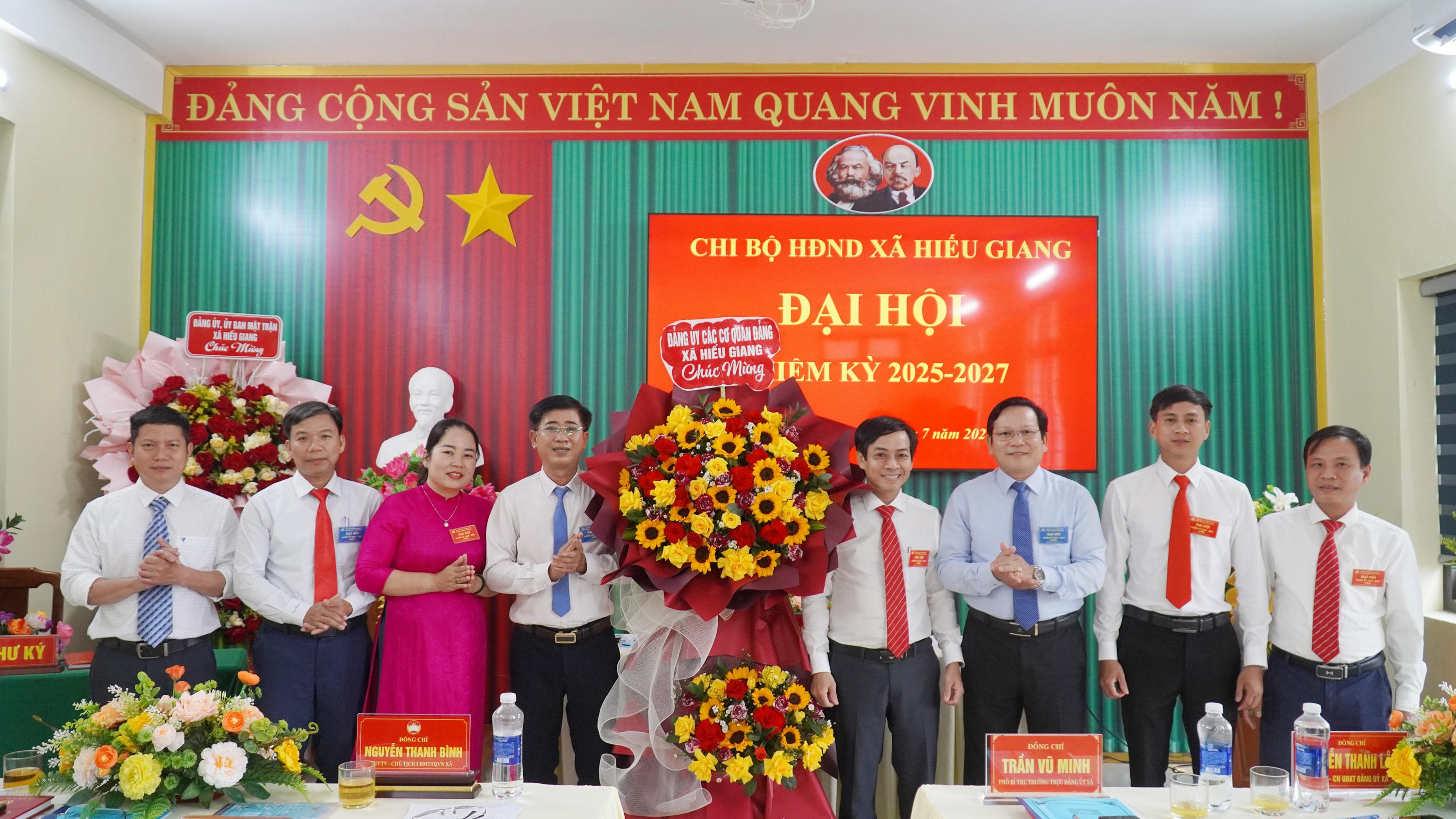 Đại hội Chi bộ HĐND xã Hiếu Giang, nhiệm kỳ 2025-2027