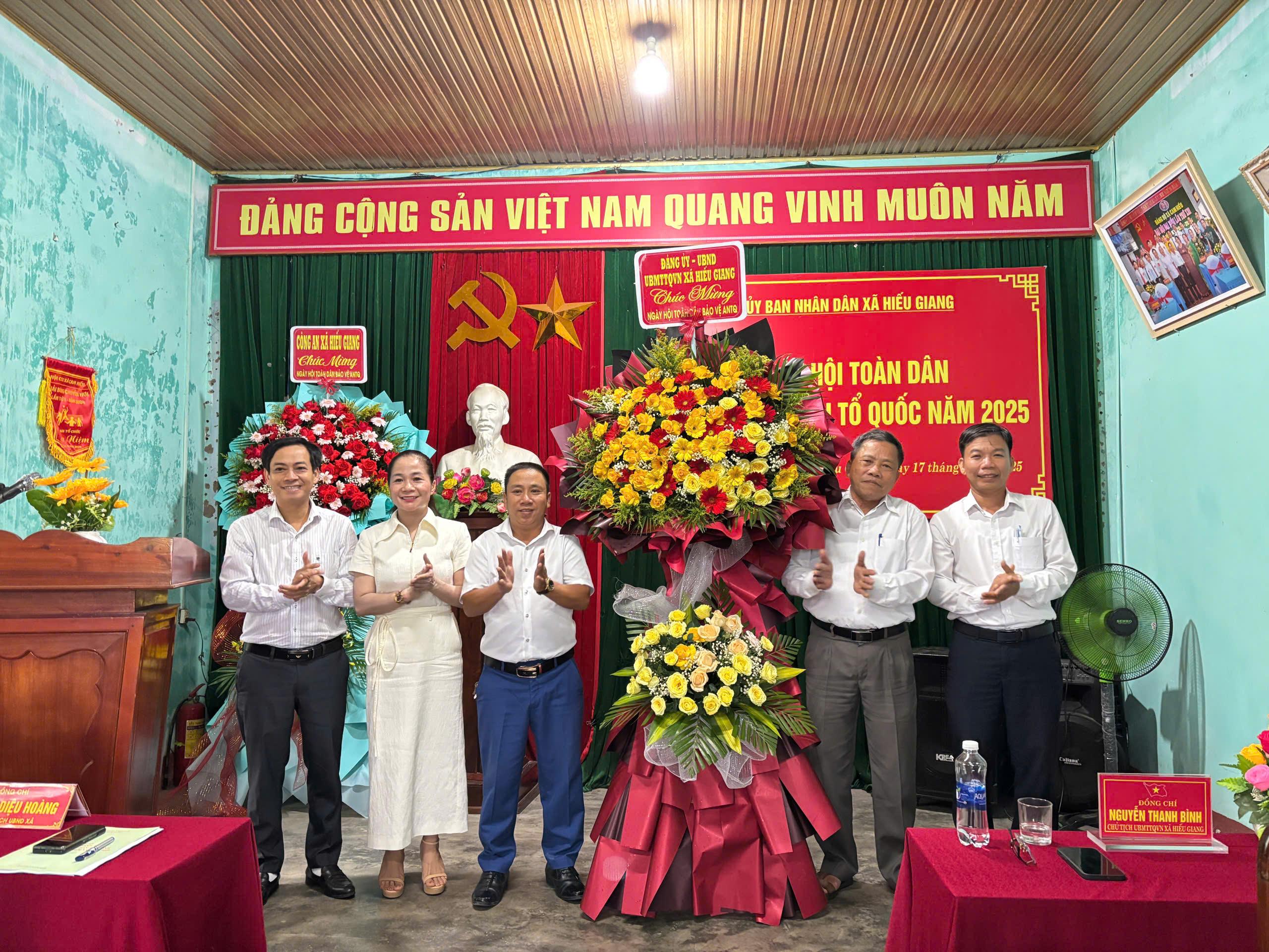 Ngày hội toàn dân bảo vệ an ninh Tổ quốc tại thôn Nam Hiếu