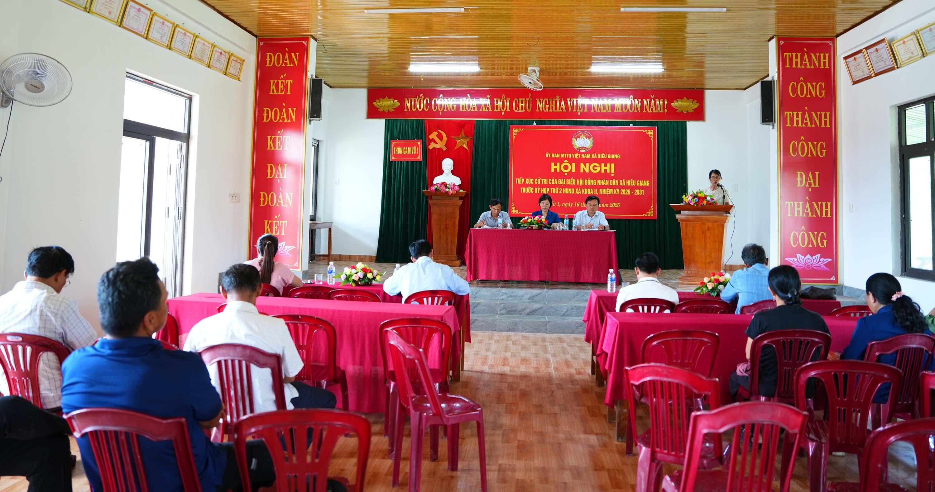 Đại biểu HĐND xã Hiếu Giang tiếp xúc cử tri trước kỳ họp thường lệ giữa năm 2026
