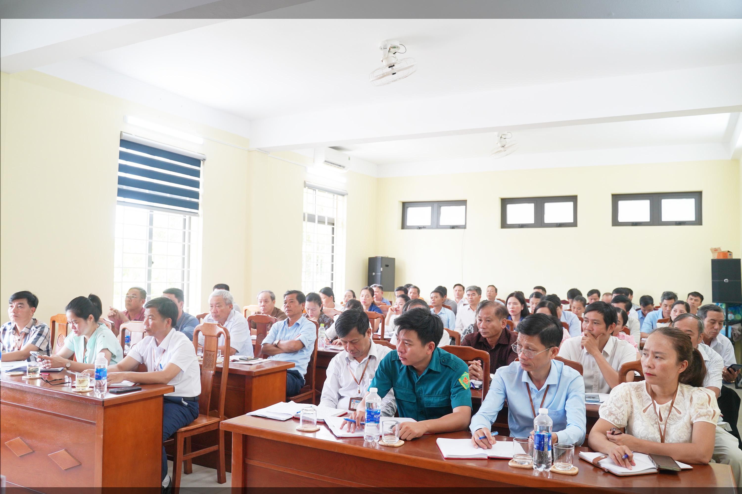 Hội nghị trực báo Bí thư các Đảng bộ, Chi bộ trực thuộc Đảng bộ xã Hiếu Giang tháng 8/2025